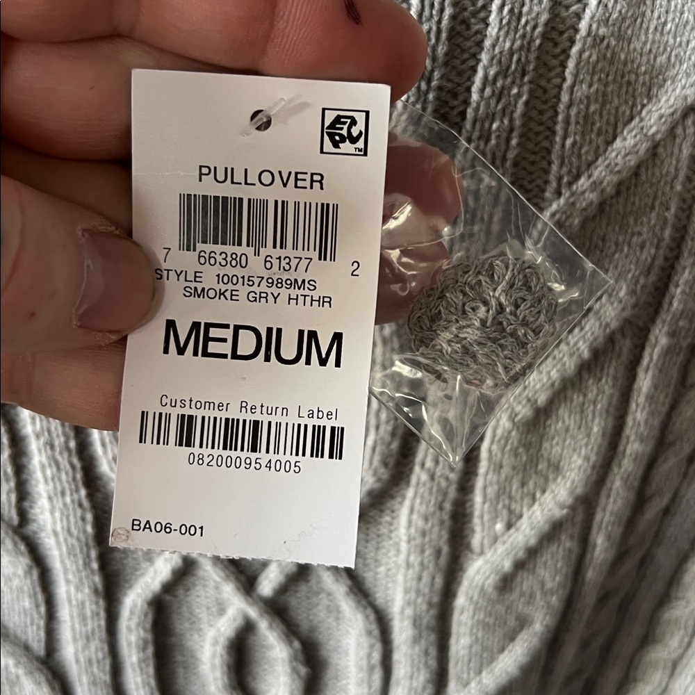 NWT Karen Scott Knit Sweater Size Medium - Picture 3 of 4
